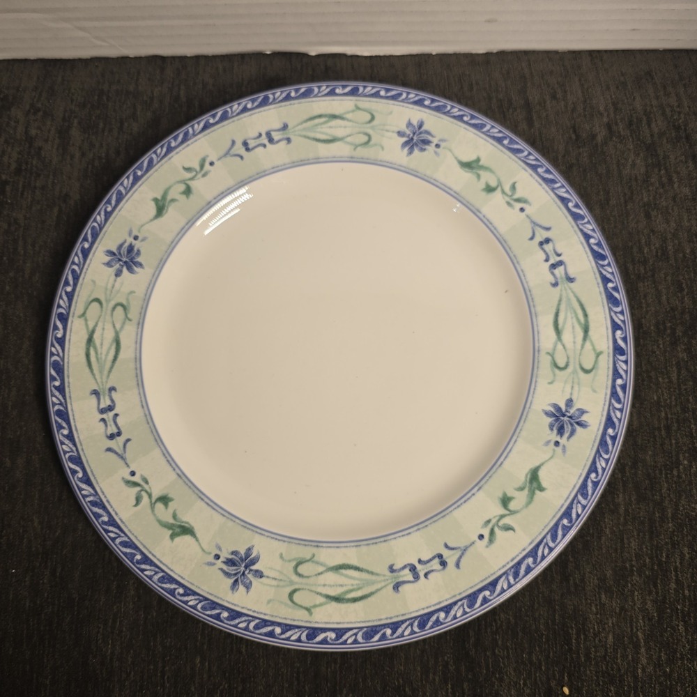Mikasa Maxima Quincy CK105 Dinner Plate Blue Green Floral Fine China Japan